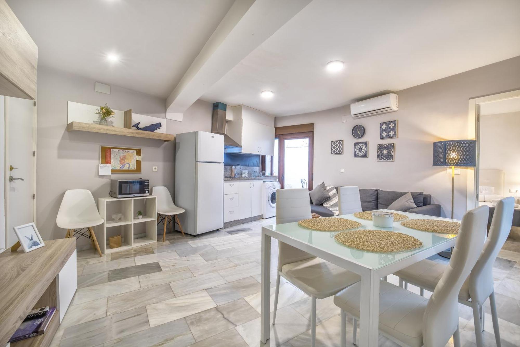 Encanto En La Juderia: Apartamento Con Patio Cordoba Exterior photo