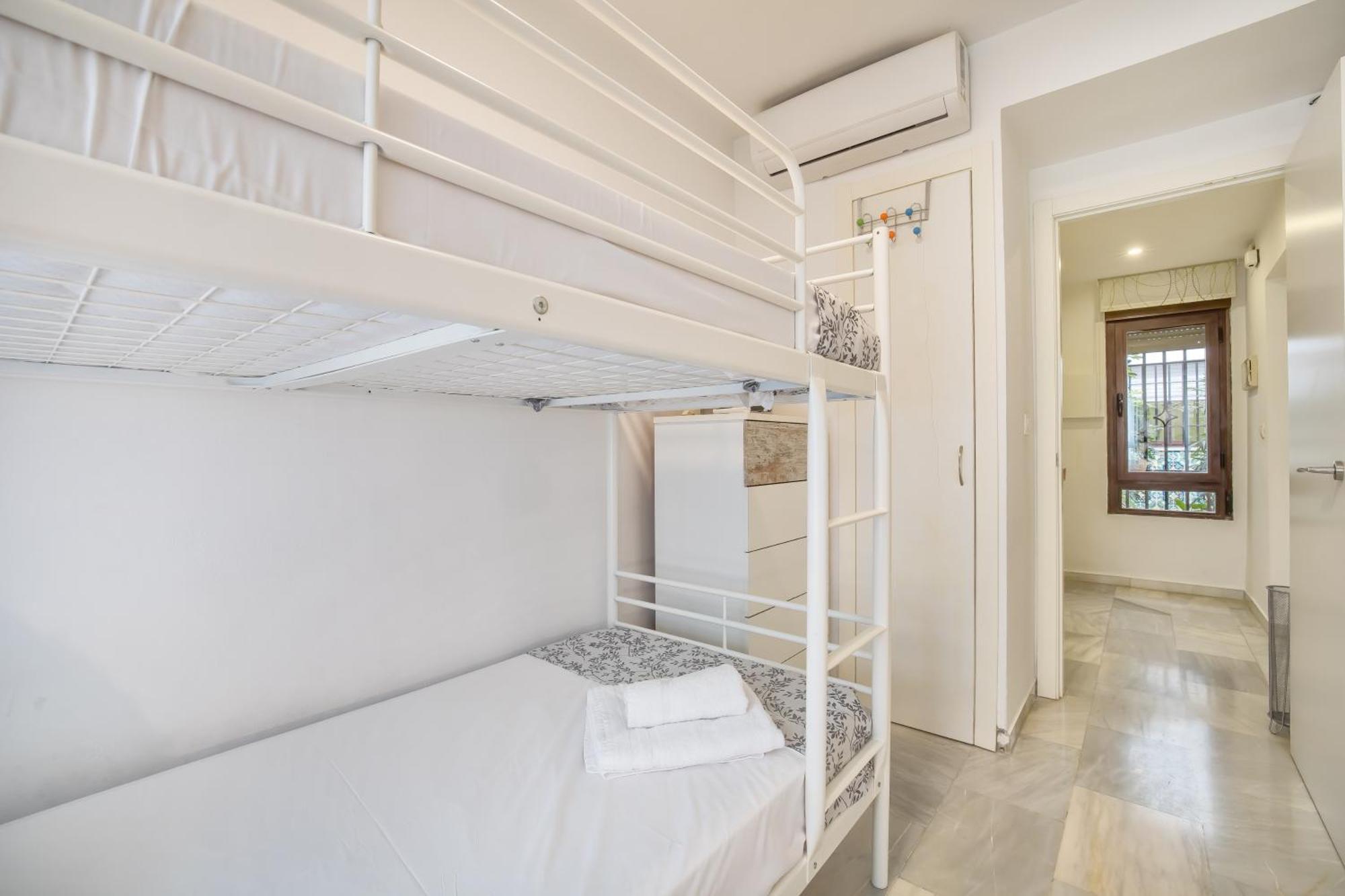 Encanto En La Juderia: Apartamento Con Patio Cordoba Exterior photo